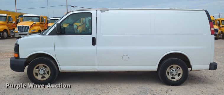 image for item MY9534 2007 Chevrolet Express 1500 Cargo  van