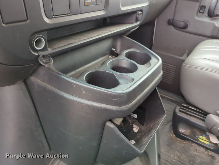 image for item MY9534 2007 Chevrolet Express 1500 Cargo  van