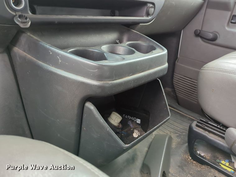 image for item MY9534 2007 Chevrolet Express 1500 Cargo  van