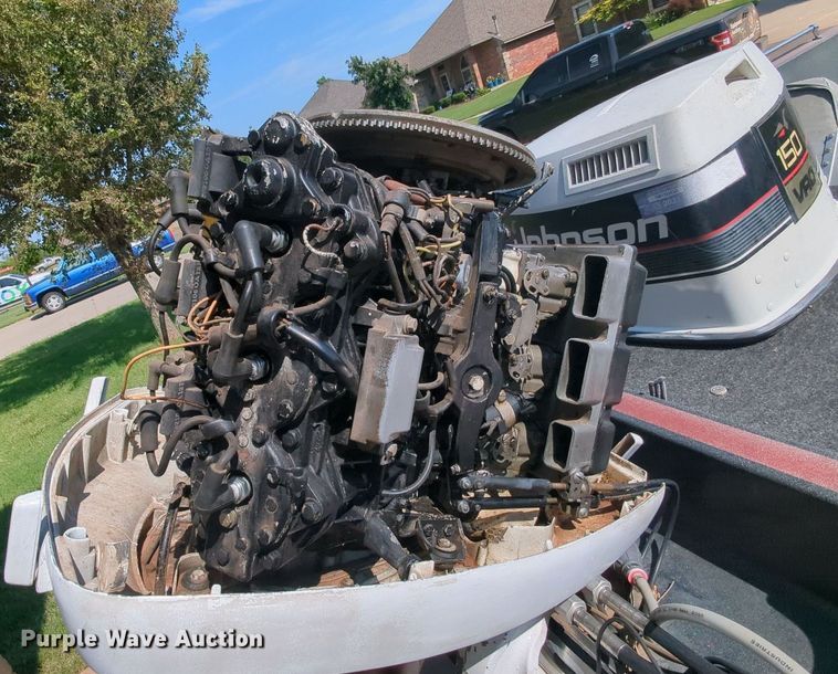 image for item MY9815 1985 Champion  boat