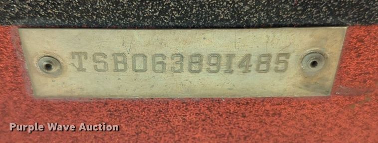 image for item MY9815 1985 Champion  boat