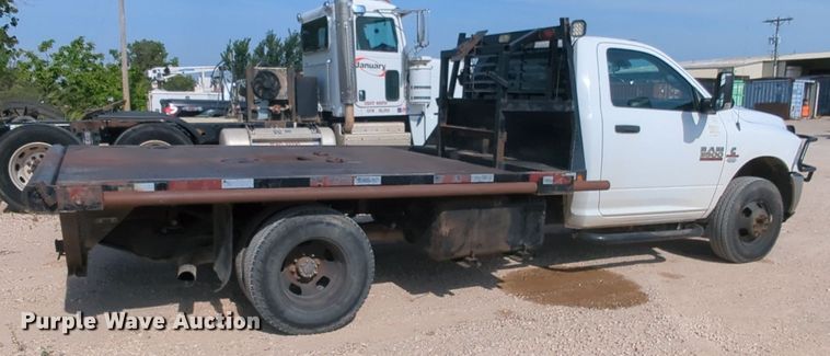 image for item MY9830 2014 Dodge Ram 3500  flatbed pickup truck