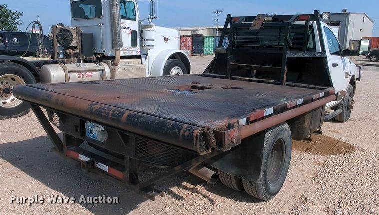 image for item MY9830 2014 Dodge Ram 3500  flatbed pickup truck