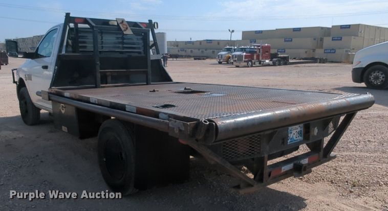 image for item MY9830 2014 Dodge Ram 3500  flatbed pickup truck