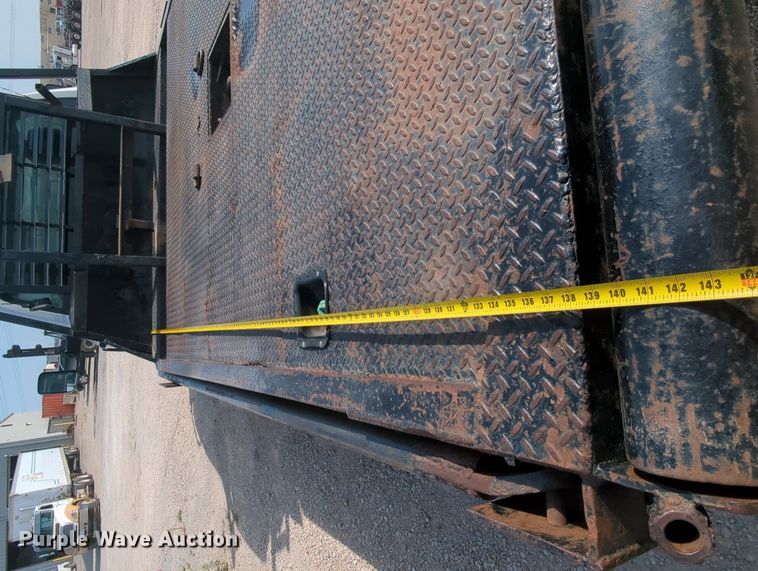 image for item MY9830 2014 Dodge Ram 3500  flatbed pickup truck