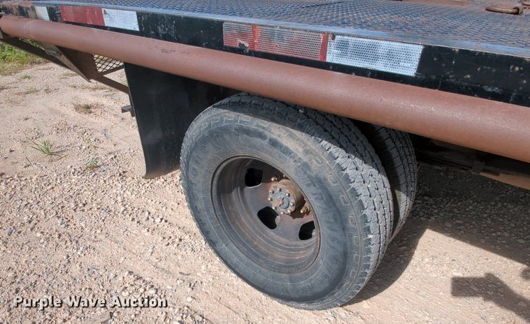 image for item MY9830 2014 Dodge Ram 3500  flatbed pickup truck