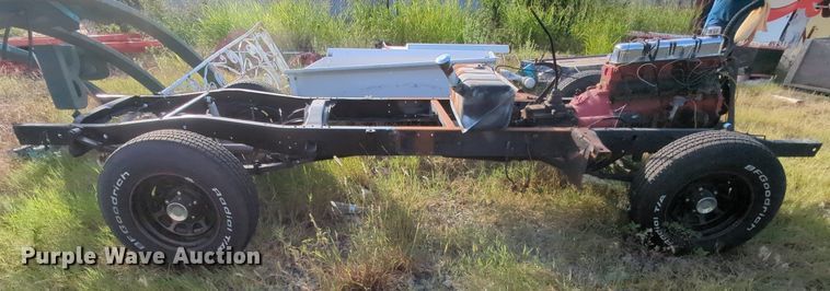 image for item MY9867 1956 Ford  truck chassis