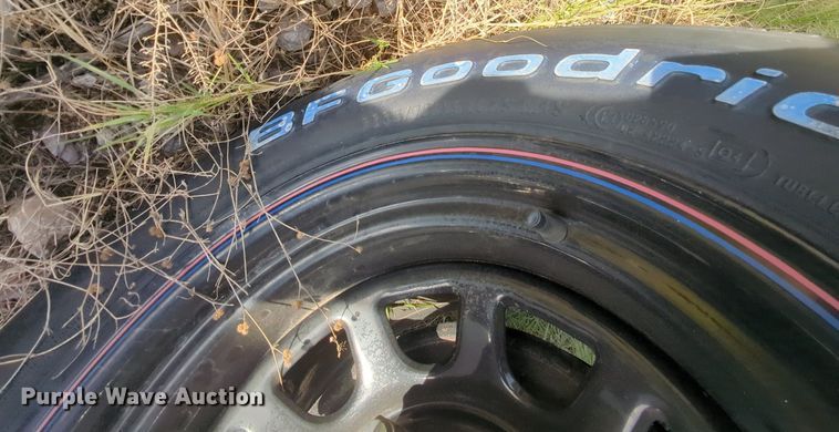 image for item MY9867 1956 Ford  truck chassis