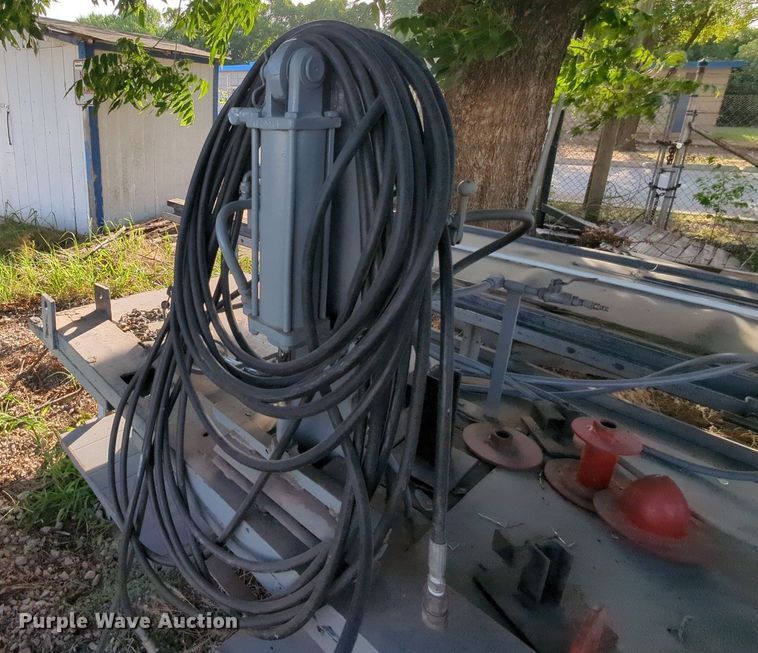 image for item MY9868 Hydraulic hose crimper