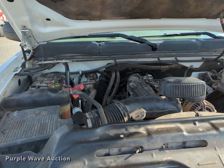 image for item MY9871 2011 Chevrolet 2500HD  Ext. Cab flatbed pickup truck