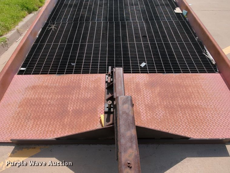 image for item MY9872 Yard King C-2010235-L-W2  loading dock