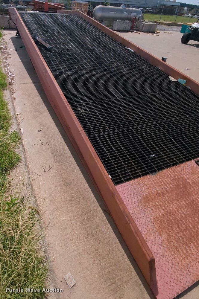 image for item MY9872 Yard King C-2010235-L-W2  loading dock