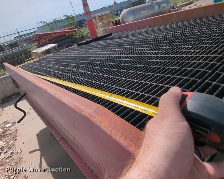 image for item MY9872 Yard King C-2010235-L-W2  loading dock