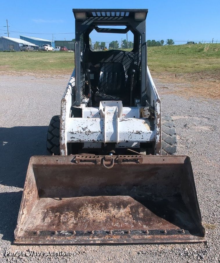 image for item MY9879 1994 Bobcat 753  skid steer loader