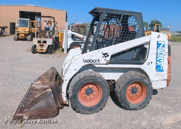 image for item MY9879 1994 Bobcat 753  skid steer loader