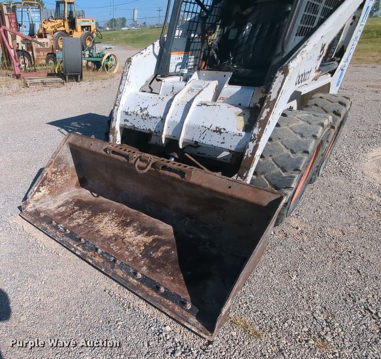 image for item MY9879 1994 Bobcat 753  skid steer loader