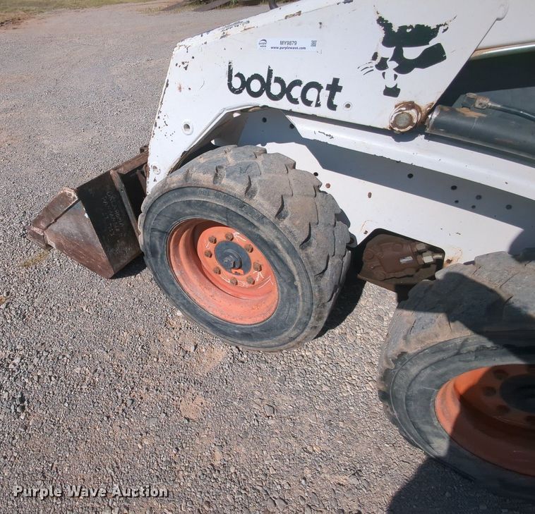 image for item MY9879 1994 Bobcat 753  skid steer loader