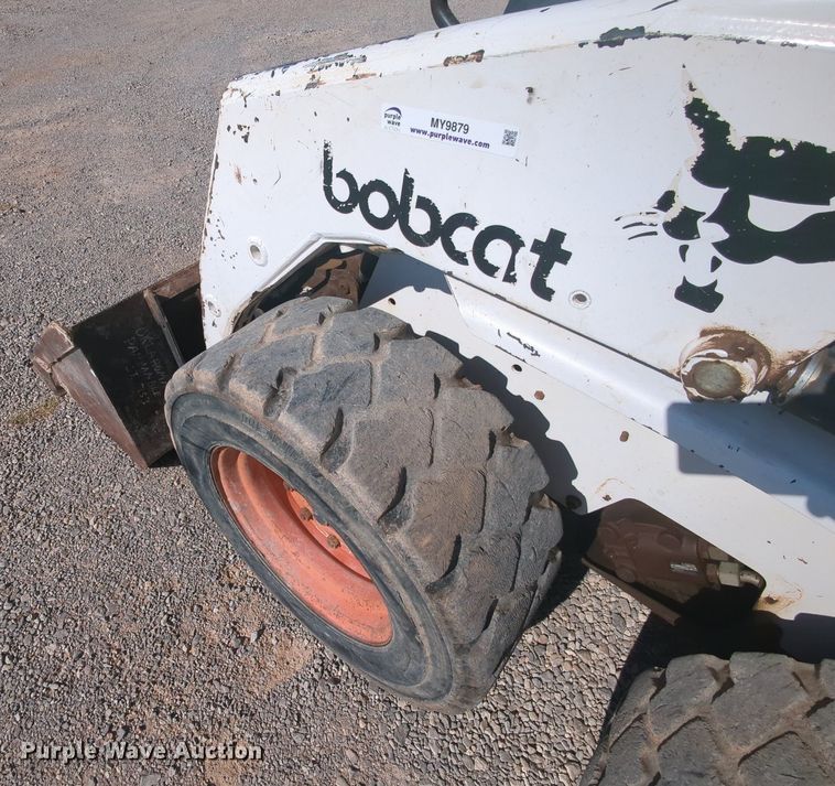 image for item MY9879 1994 Bobcat 753  skid steer loader