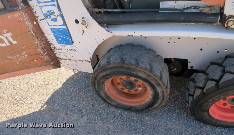 image for item MY9879 1994 Bobcat 753  skid steer loader