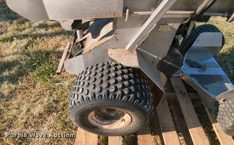 image for item MY9883 Ground Logic  applicator