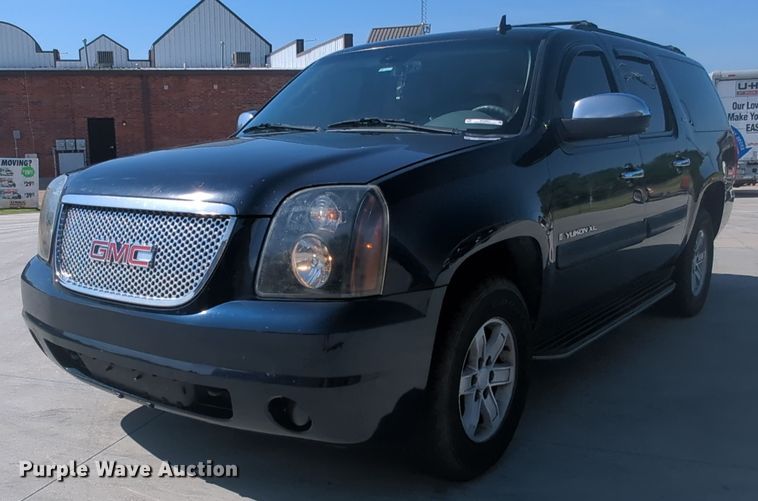 image for item MY9904 2008 GMC Yukon XL  SUV