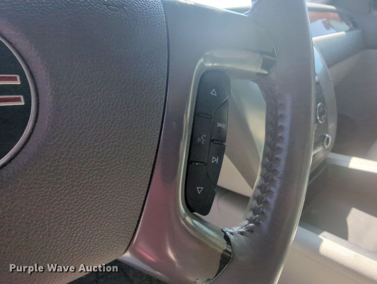 image for item MY9904 2008 GMC Yukon XL  SUV