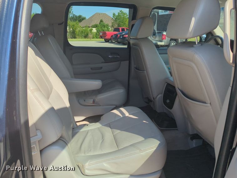 image for item MY9904 2008 GMC Yukon XL  SUV