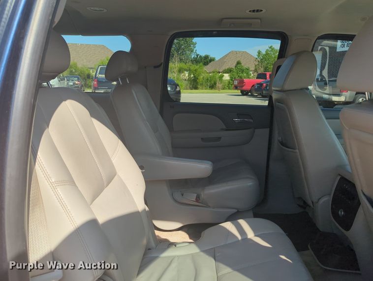 image for item MY9904 2008 GMC Yukon XL  SUV