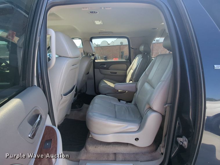 image for item MY9904 2008 GMC Yukon XL  SUV