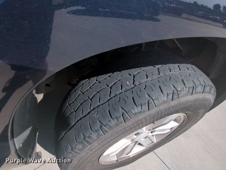 image for item MY9904 2008 GMC Yukon XL  SUV