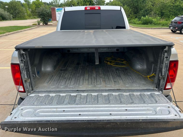 image for item NA9042 2017 Dodge Ram 1500 Big Horn  Crew Cab pickup truck