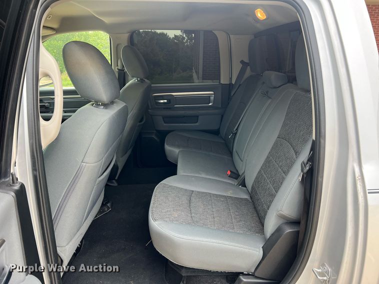 image for item NA9042 2017 Dodge Ram 1500 Big Horn  Crew Cab pickup truck