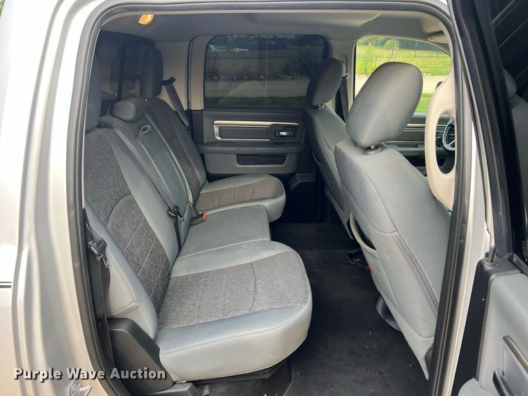 image for item NA9042 2017 Dodge Ram 1500 Big Horn  Crew Cab pickup truck