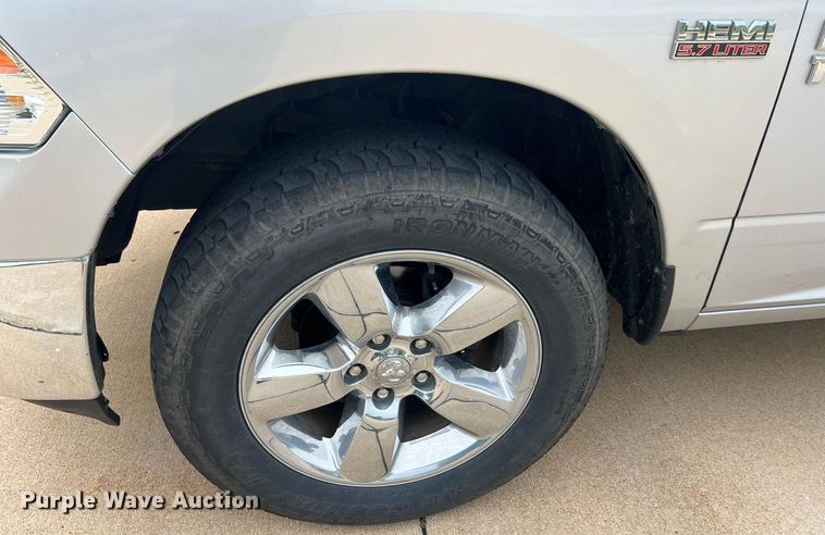 image for item NA9042 2017 Dodge Ram 1500 Big Horn  Crew Cab pickup truck