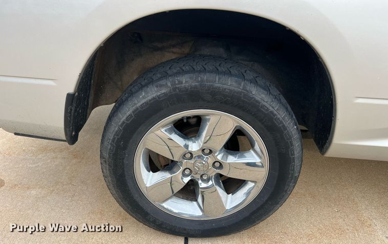 image for item NA9042 2017 Dodge Ram 1500 Big Horn  Crew Cab pickup truck