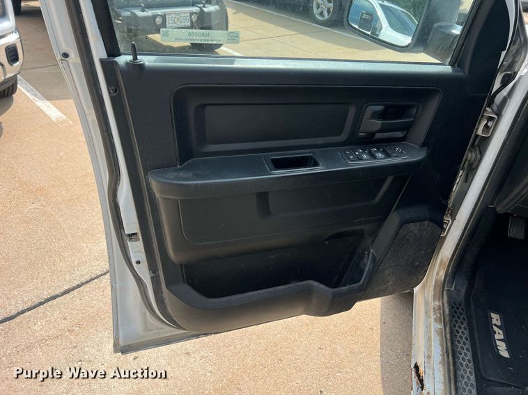 image for item NA9056 2013 Dodge Ram 1500  Crew Cab pickup truck