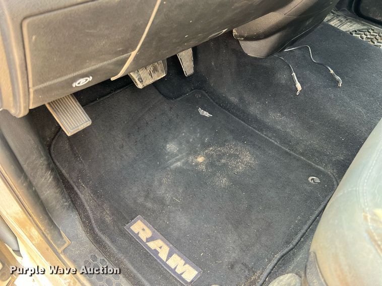 image for item NA9056 2013 Dodge Ram 1500  Crew Cab pickup truck