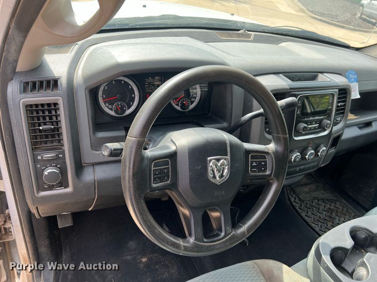 image for item NA9056 2013 Dodge Ram 1500  Crew Cab pickup truck