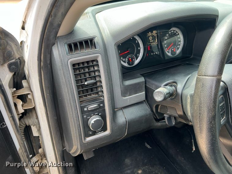 image for item NA9056 2013 Dodge Ram 1500  Crew Cab pickup truck