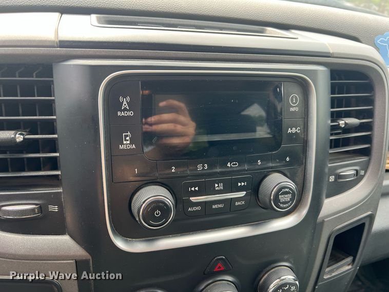 image for item NA9056 2013 Dodge Ram 1500  Crew Cab pickup truck