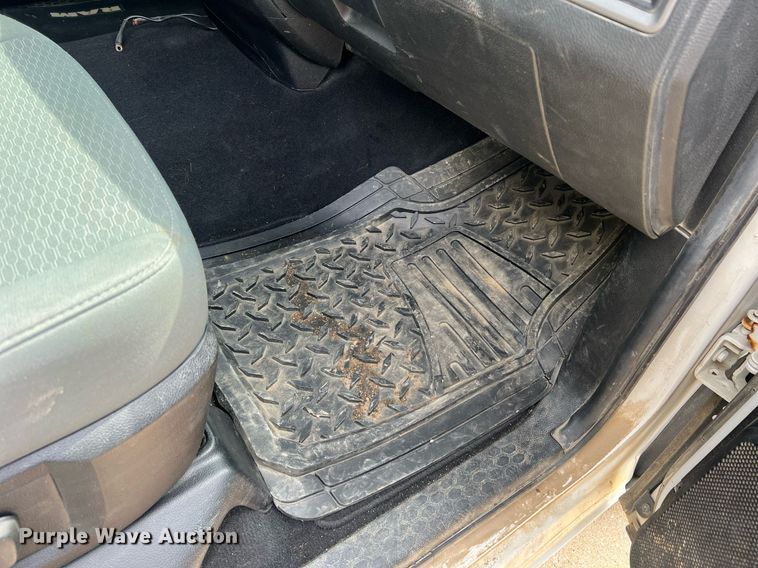 image for item NA9056 2013 Dodge Ram 1500  Crew Cab pickup truck