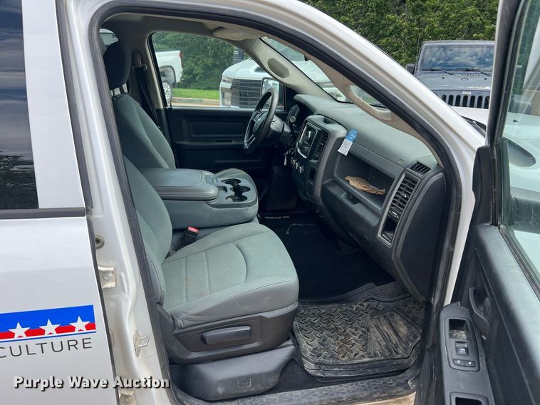 image for item NA9056 2013 Dodge Ram 1500  Crew Cab pickup truck