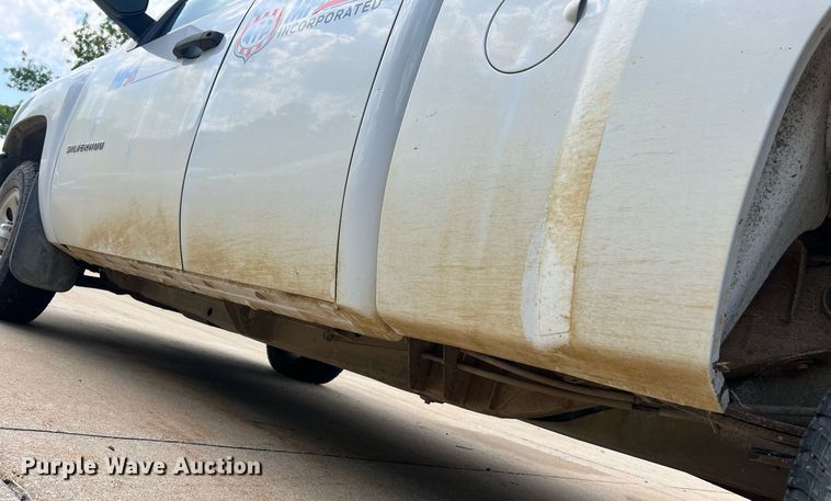 image for item NA9057 2011 Chevrolet Silverado 1500  Access Cab pickup truck