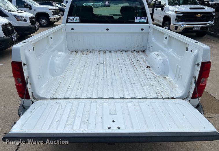 image for item NA9057 2011 Chevrolet Silverado 1500  Access Cab pickup truck