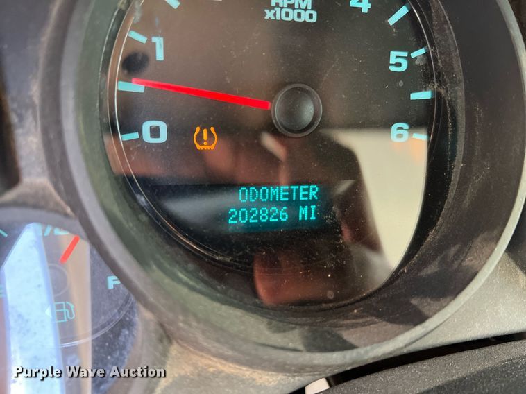 image for item NA9057 2011 Chevrolet Silverado 1500  Access Cab pickup truck