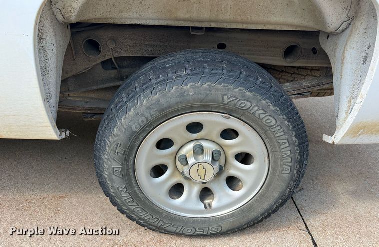 image for item NA9057 2011 Chevrolet Silverado 1500  Access Cab pickup truck