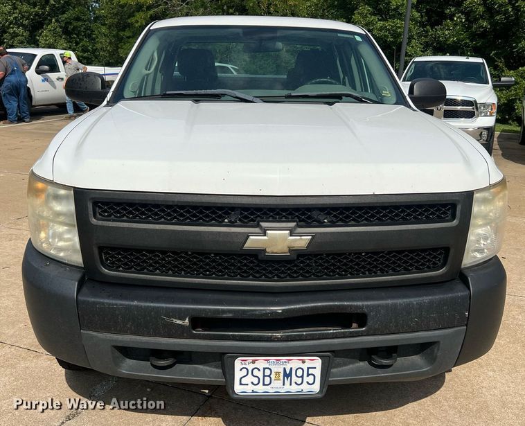 image for item NA9058 2011 Chevrolet Silverado 1500  Access Cab pickup truck