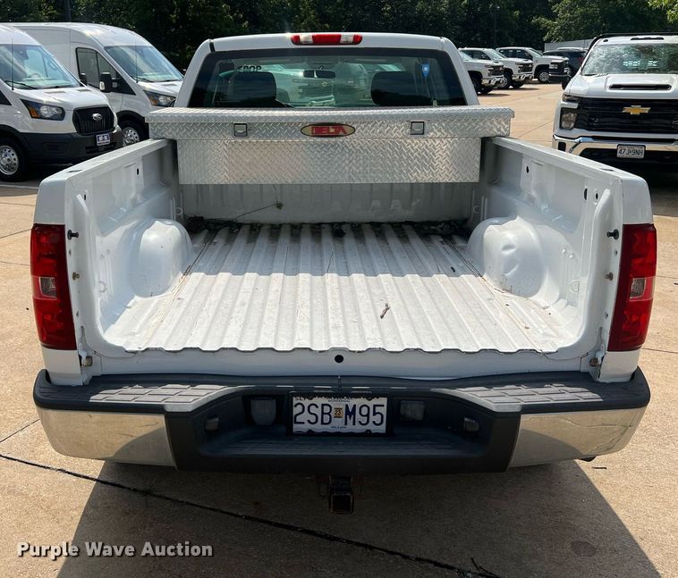 image for item NA9058 2011 Chevrolet Silverado 1500  Access Cab pickup truck