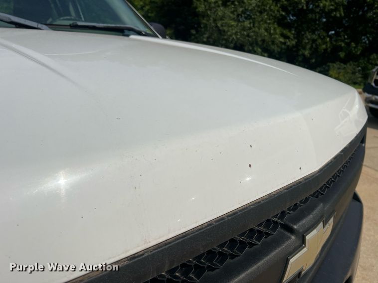 image for item NA9058 2011 Chevrolet Silverado 1500  Access Cab pickup truck