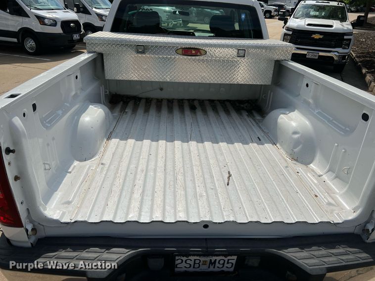 image for item NA9058 2011 Chevrolet Silverado 1500  Access Cab pickup truck